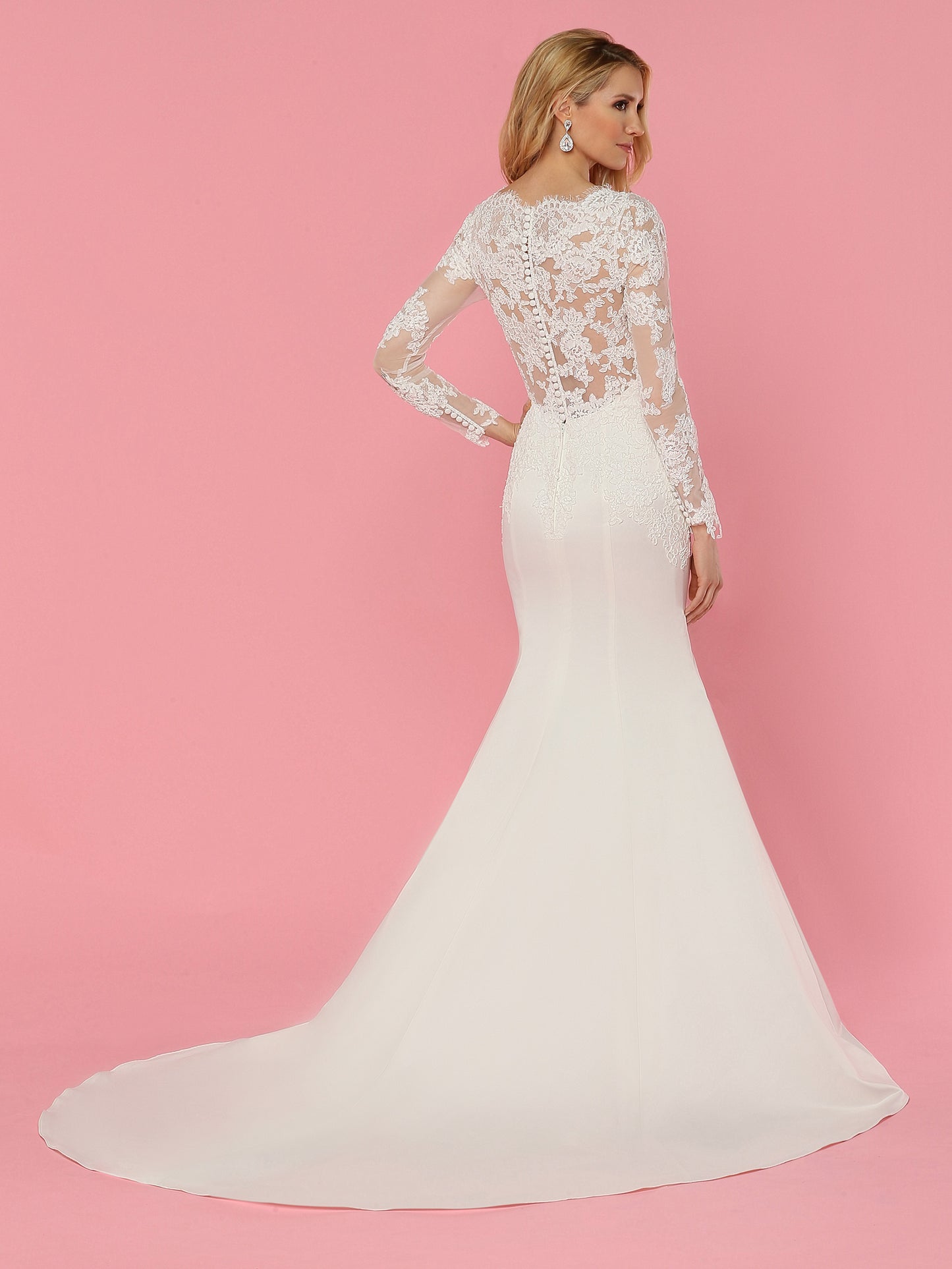 Davinci Bridal 50460 is a long fitted satin mermaid wedding dress. featuring an Illusion Sheer Lace Sweeheart neckline with a high neck design with scallop eyelash lace. Sheer lace long sleeves. Trumpet satin skirt with train.  Available for 1-2 Week Delivery!!!  Available Sizes: 2,4,6,8,10,12,14,16,18,20  Available Colors: Ivory