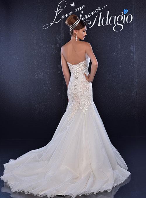 Adagio Bridal W9244 Ivory Size 16  Fabric: LACE/TULLE  Sweetheart neckline fitted lace wedding gown, with a fit and flare tulle skirt and a long train. Wedding Dress Bridal Gown